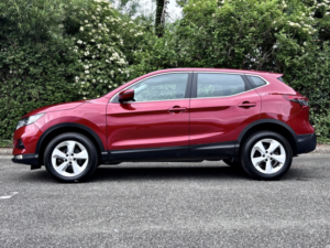 2019 Nissan Qashqai 1.5 Dci Acenta Premium in Red — image 6