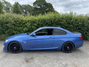 2013 BMW 3 Series 2.0 320d M Sport Coupe in Blue — image 5