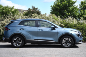 2023 Kia Sportage 1.6 T-Gdi 2 SUV 5dr Petrol Manual Euro 6 (s/s) (148 Bhp) in Grey — image 2