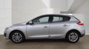 2014 Renault Megane 1.5 Dci Energy Dynamique Tomtom Euro 5 (s/s) 5dr in Silver — image 2