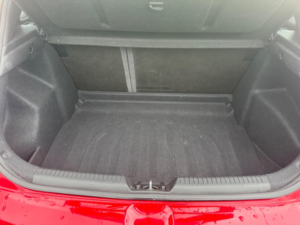 2013 Hyundai I30 1.6 Crdi Active Auto Euro 5 5dr in Red — image 6
