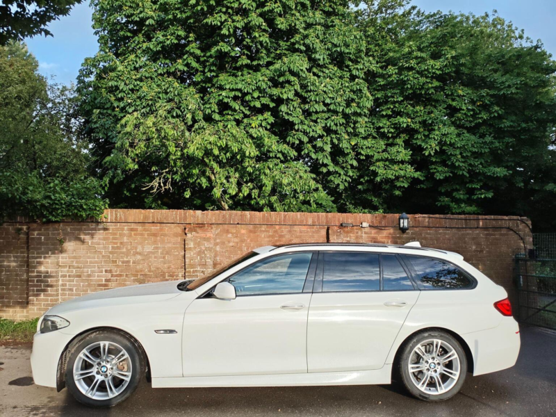 2012 BMW 5 Series 2.0 520i M Sport Touring Auto Euro 5 (s/s) 5dr in Other — image 1