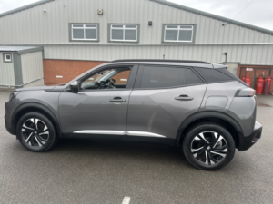 2021 Peugeot 2008 1.2 Puretech Allure Premium in Grey — image 3