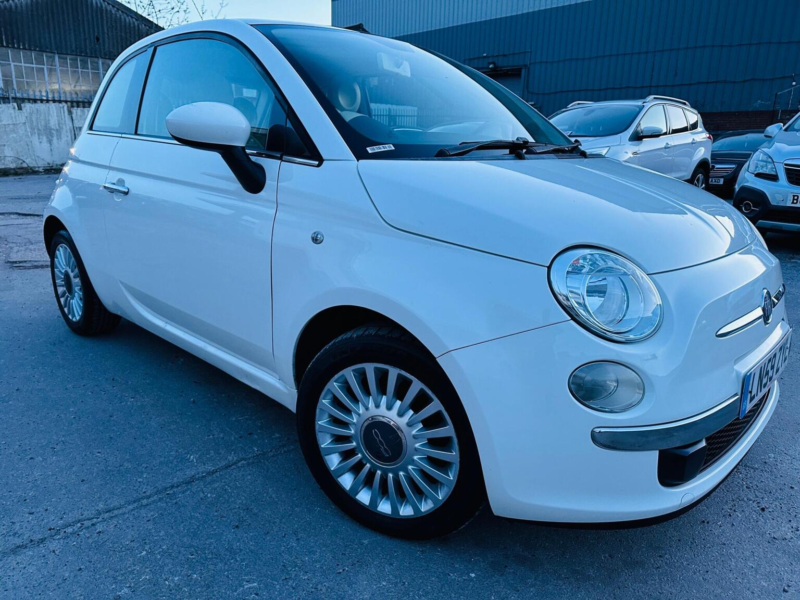 2009 Fiat 500 1.2 Lounge Euro 5 (s/s) 3dr in White — image 1