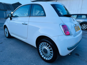 2009 Fiat 500 1.2 Lounge Euro 5 (s/s) 3dr in White — image 3