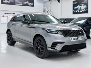 2020 Land Rover Range Rover Velar 2.0 D240 R-Dynamic Se in Grey — image 6