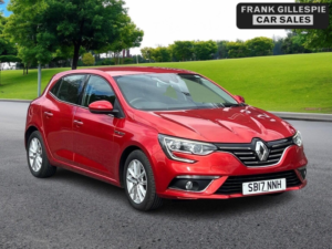 2017 Renault Megane 1.5 Dci Dynamique Nav Euro 6 (s/s) 5dr in Red — image 3