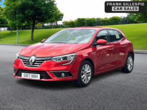 2017 Renault Megane 1.5 Dci Dynamique Nav Euro 6 (s/s) 5dr in Red — image 4