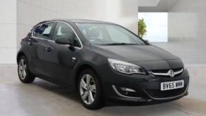 2015 Vauxhall Astra 1.4i Sri Euro 6 5dr in Black — image 1