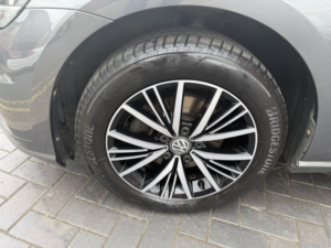 2017 Volkswagen Golf 1.4 Tsi Se Nav in Grey — image 6