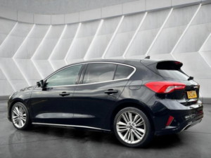 2020 Ford Focus 2.0 Ecoblue Vignale Auto Euro 6 (s/s) 5dr in Black — image 6