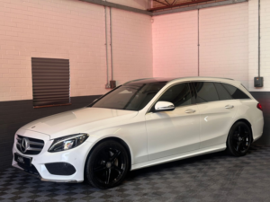 2016 Mercedes-Benz C Class 2.1 C220d Amg Line (premium Plus) Estate 5dr Diesel 7g-Tronic+ Euro 6 (s/s) (170 Ps) in White — image 4