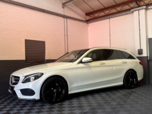 2016 Mercedes-Benz C Class 2.1 C220d Amg Line (premium Plus) Estate 5dr Diesel 7g-Tronic+ Euro 6 (s/s) (170 Ps) in White — image 5