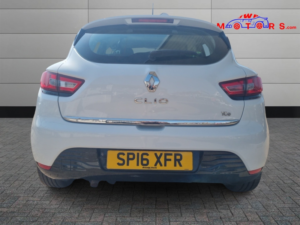 2016 Renault Clio 0.9 Dynamique Nav Tce 90 in White — image 6
