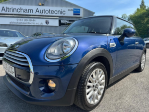 2015 MINI Hatch