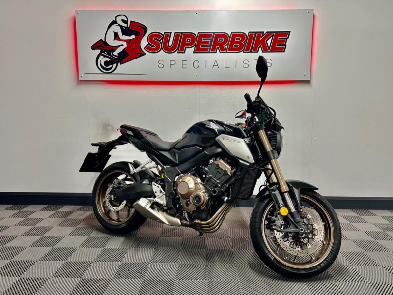 2019 Honda Cb650r 650 Euro 4 in Black — image 1