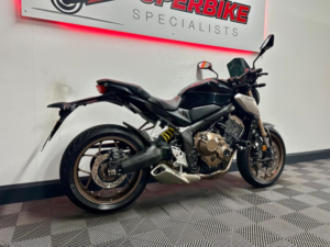 2019 Honda Cb650r 650 Euro 4 in Black — image 3