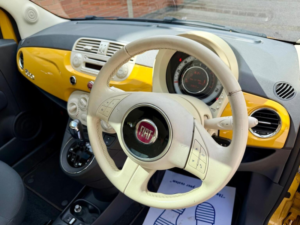 2013 Fiat 500 1.2 Lounge Dualogic Euro 4 3dr in Yellow — image 4