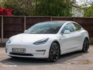 2020 Tesla Model 3 (dual Motor) Performance Auto 4wde 4dr (performance Upgrade) in White — image 3