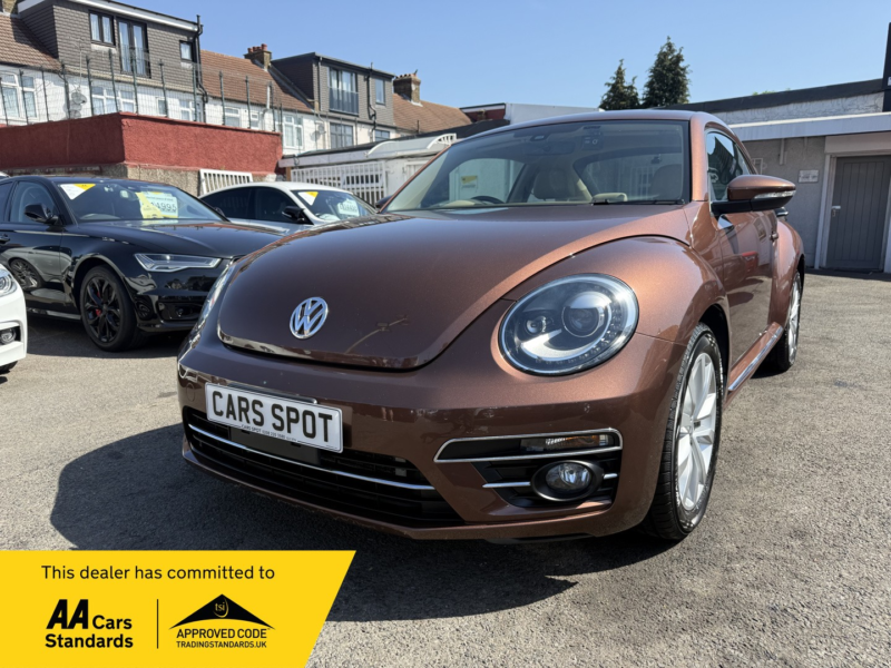 2018 Volkswagen Beetle 1.2 Tsi Bluemotion Design Verified Miles Fresh Importfinance Avb in Brown — image 1