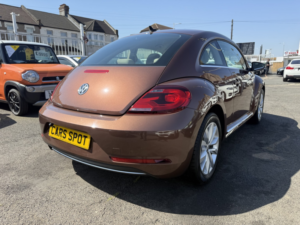 2018 Volkswagen Beetle 1.2 Tsi Bluemotion Design Verified Miles Fresh Importfinance Avb in Brown — image 5