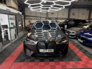 2022 BMW Ix Ix Xdrive40 M Sport in Grey — image 4