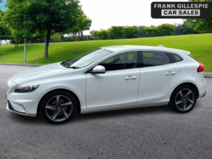 2015 Volvo V40 2.0 T2 R-Design Nav Euro 6 (s/s) 5dr in White — image 2