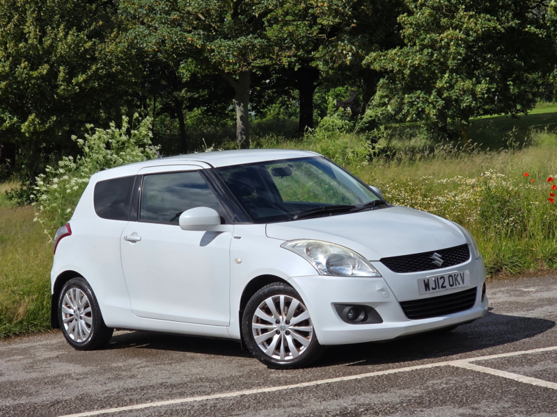 2012 Suzuki Swift 1.2 Sz4 Hatchback 3dr Petrol Manual Euro 5 (94 Ps) in White — image 1