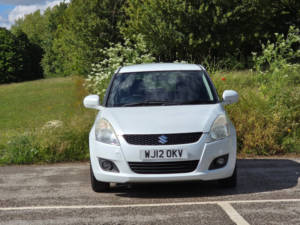 2012 Suzuki Swift 1.2 Sz4 Hatchback 3dr Petrol Manual Euro 5 (94 Ps) in White — image 2