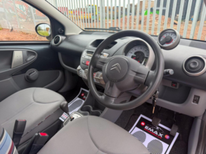 2012 Citroen C1 1.0i Vtr+ Egs5 Euro 5 5dr in Grey — image 3