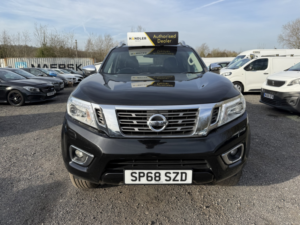 2018 Nissan Navara 2.3 Dci Tekna in Black — image 2