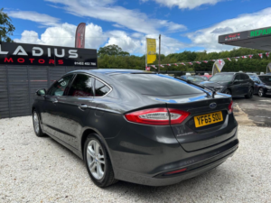 2015 Ford Mondeo 2.0 Tdci Titanium Euro 6 (s/s) 5dr in Grey — image 4