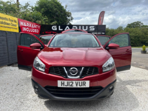 2012 Nissan Qashqai 1.6 Acenta 2WD Euro 5 (s/s) 5dr in Red — image 5