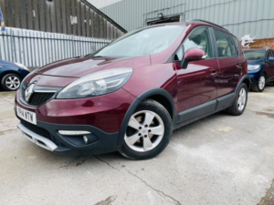 2014 Renault Scenic Xmod 1.5 Dci Energy Dynamique Tomtom Euro 5 (s/s) 5dr in Red — image 2