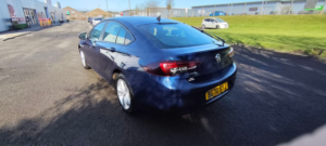 2020 Vauxhall Insignia 2.0 Cdti Se Nav Hatchback 5dr Diesel Manual Euro 5 (160 Ps) in Blue — image 3