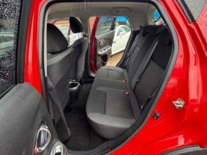 2018 Nissan Juke 1.6 Acenta Euro 6 5dr in Red — image 5