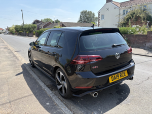 2019 Volkswagen Golf 2.0 Tsi Gti Performance in Black — image 4