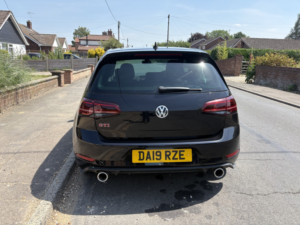2019 Volkswagen Golf 2.0 Tsi Gti Performance in Black — image 5