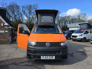 2013 Volkswagen Transporter 2.0 Tdi T32 Startline in Orange — image 2