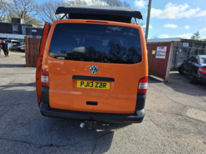 2013 Volkswagen Transporter 2.0 Tdi T32 Startline in Orange — image 4