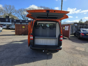 2013 Volkswagen Transporter 2.0 Tdi T32 Startline in Orange — image 6
