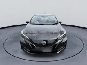 2022 Nissan Leaf 39kwh Acenta in Black — image 4