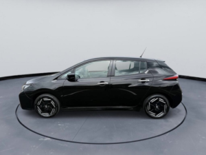2022 Nissan Leaf 39kwh Acenta in Black — image 6