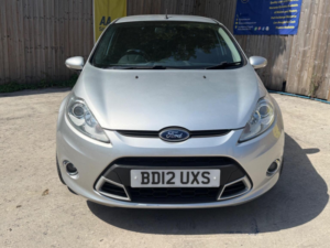2012 Ford Fiesta 1.25 Zetec 5dr in Silver — image 2