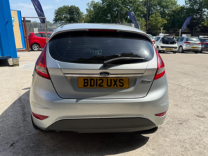 2012 Ford Fiesta 1.25 Zetec 5dr in Silver — image 6