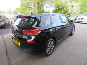 2018 Hyundai I30 1.0 T-Gdi Blue Drive Se Nav Euro 6 (s/s) 5dr in Black — image 5