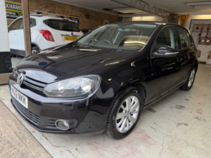 2012 Volkswagen Golf 2.0 Tdi Match in Black — image 3