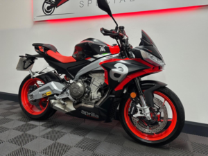 2021 Aprilia Tuono 660 660 Euro 5 in Black — image 4