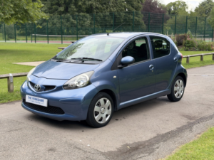 2008 Toyota Aygo 1.0 Vvt-I Blue in Blue — image 3