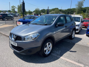 2010 Nissan Qashqai 1.5 Dci Visia 2WD Euro 4 5dr in Grey — image 3